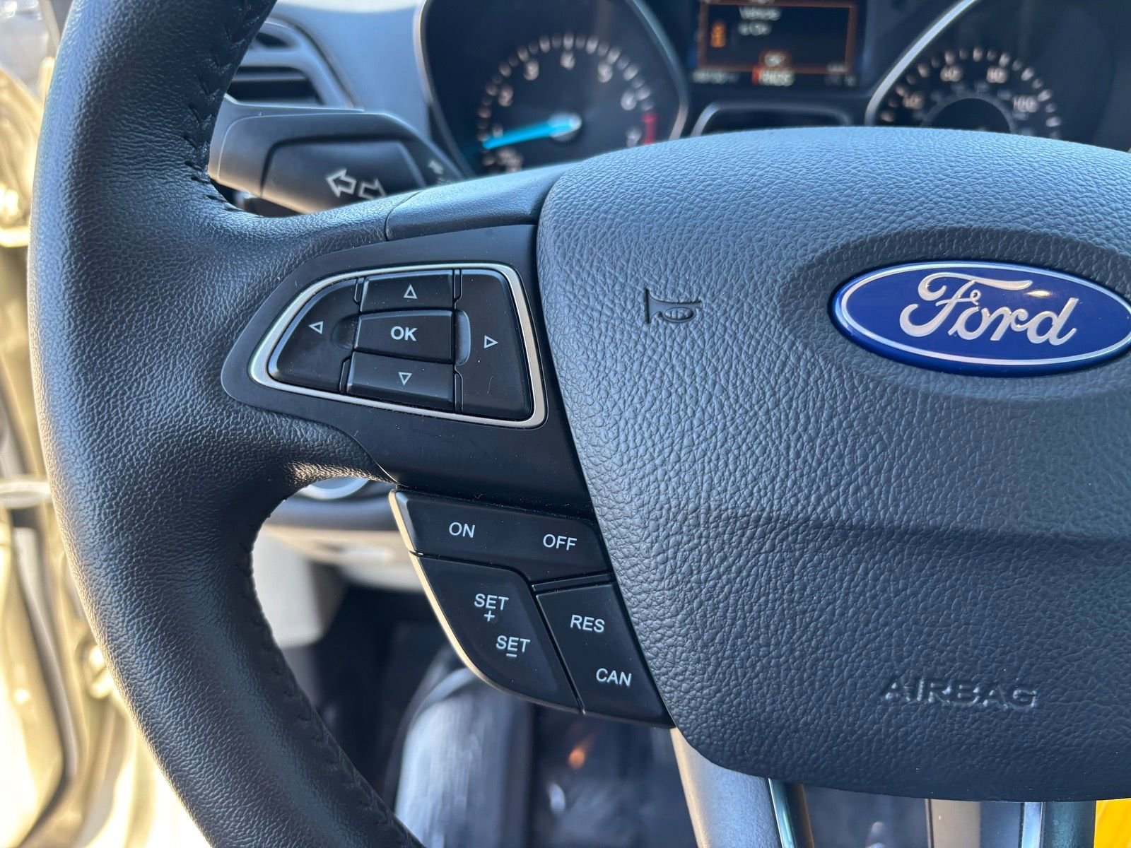 Used 2018 Ford Escape SEL image 29