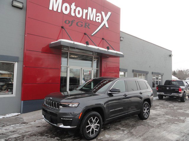 Used 2024 Jeep Grand Cherokee L Limited w/ Luxury Tech Group II image 1