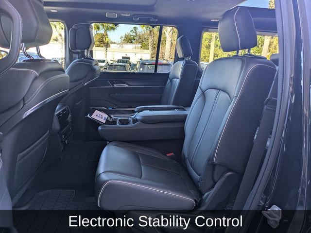 Used 2024 Jeep Grand Wagoneer Series II w/ Quick Order Packagew 28T image 16