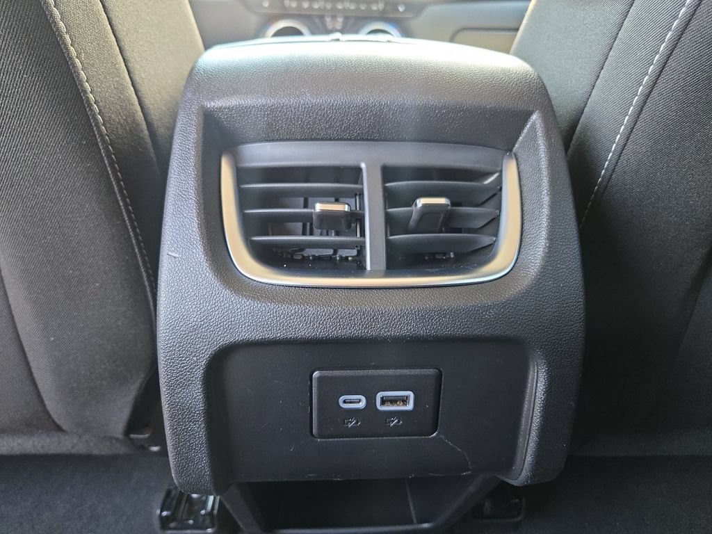 Used 2025 Chevrolet Blazer LT AWD/4WD image 17