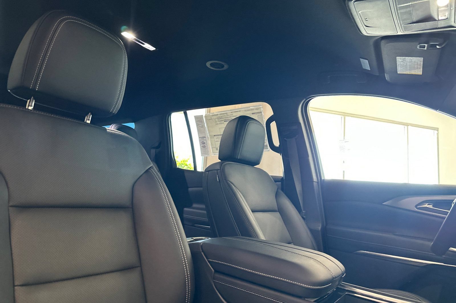 New 2026 Chevrolet Traverse LT w/ Driver Confidence Package FWD image 18