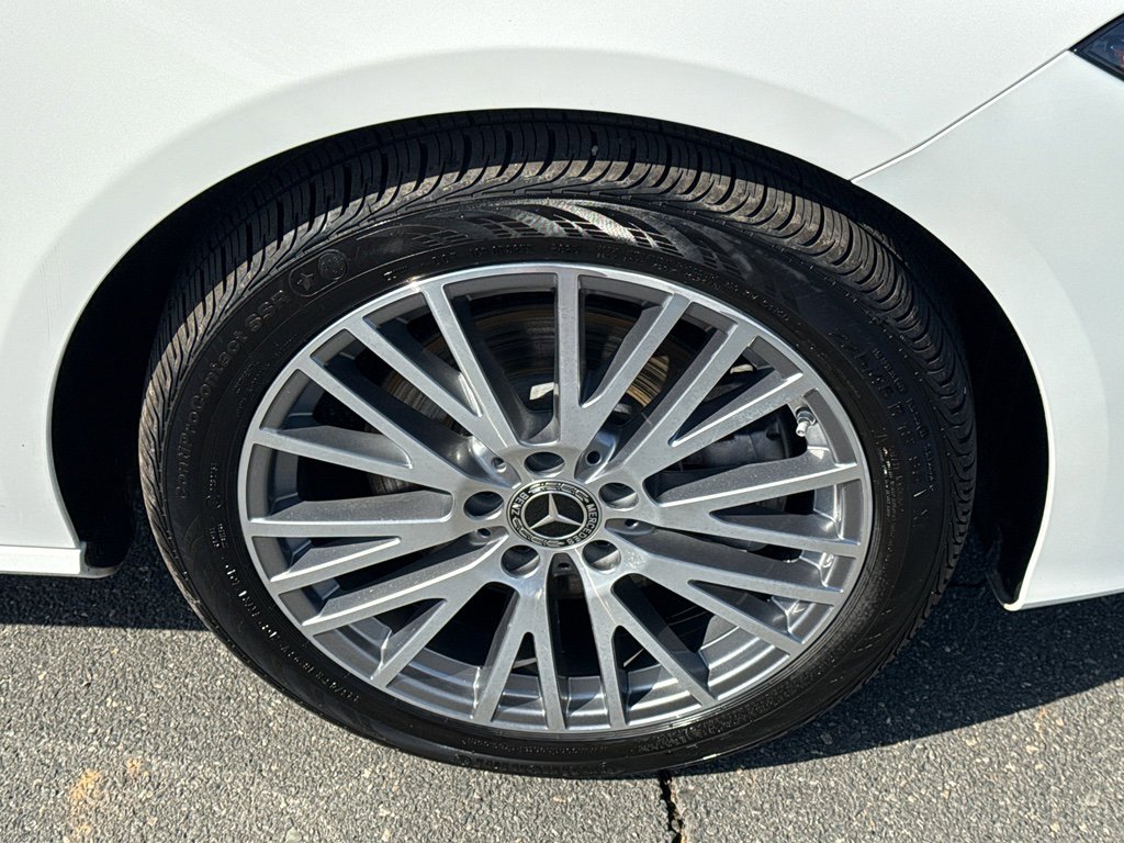 Used 2025 Mercedes-Benz CLA 250 4MATIC image 34