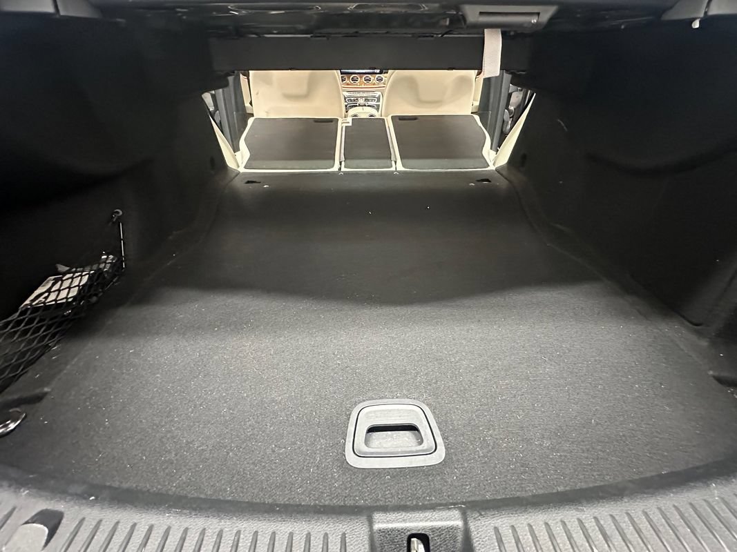 Used 2018 Mercedes-Benz E 300 4MATIC image 14