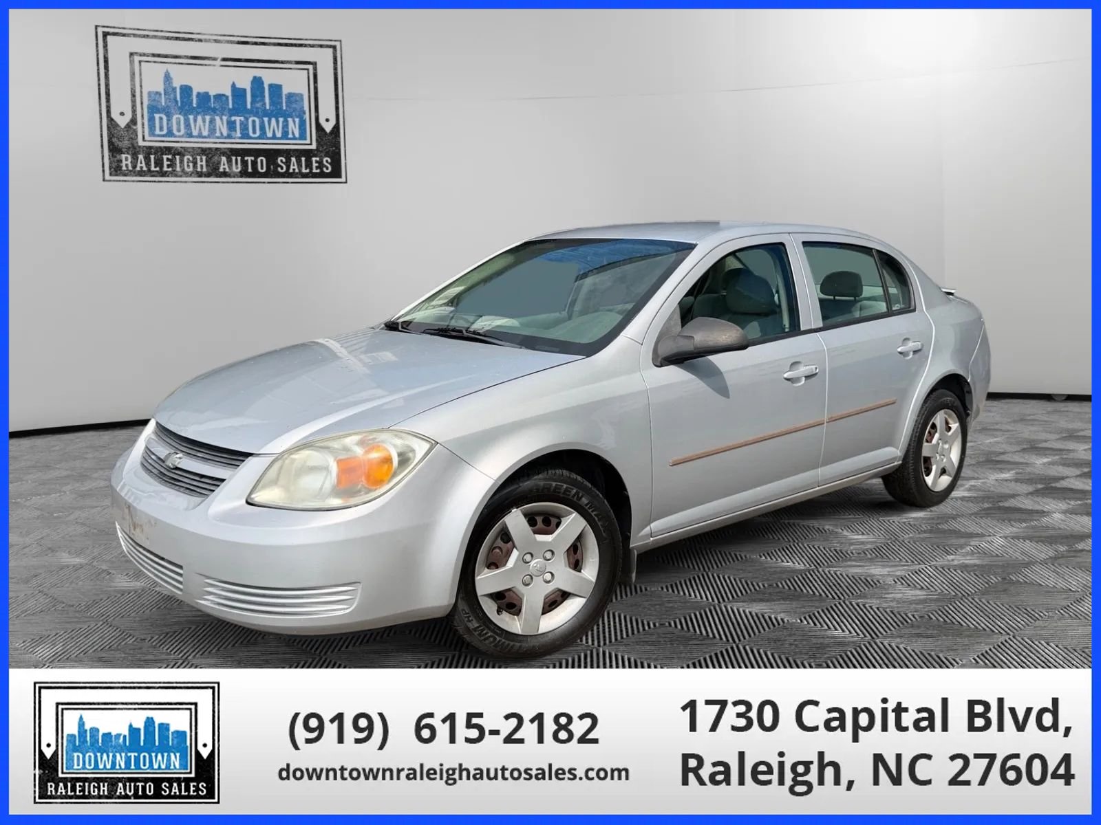 Used 2005 Chevrolet Cobalt Sedan FWD image 5