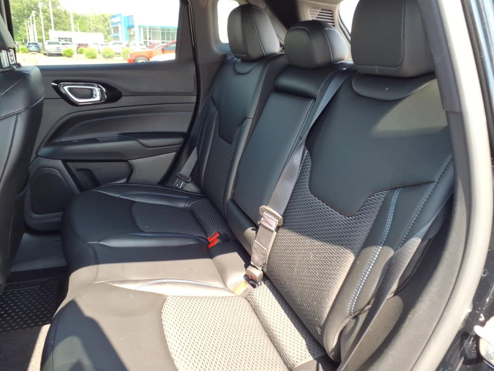 New 2026 Jeep Compass Latitude AWD/4WD image 16