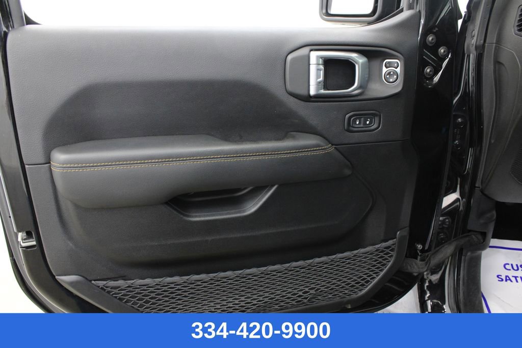 Used 2021 Jeep Wrangler Unlimited Sahara image 16