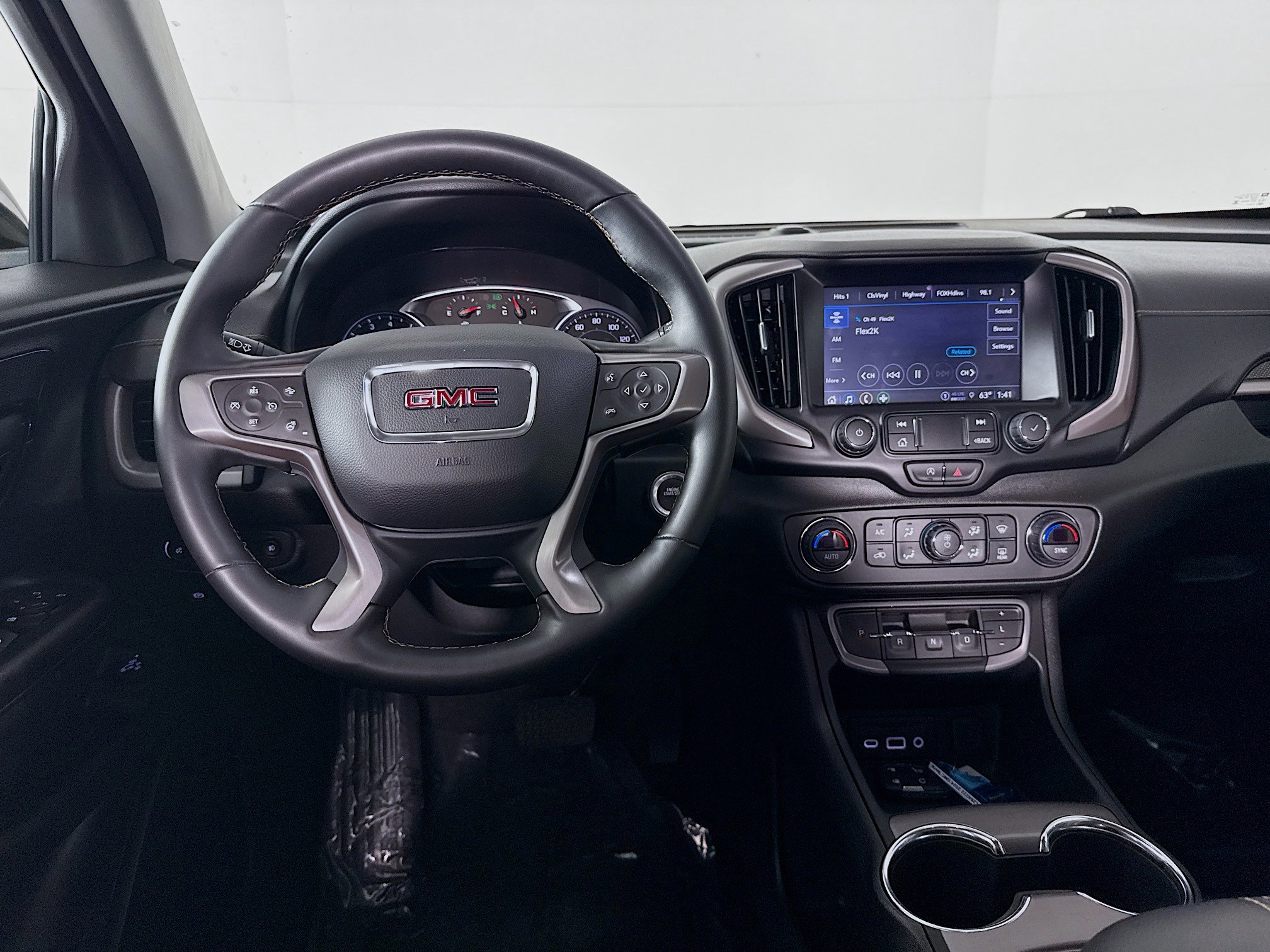 Used 2024 GMC Terrain AT4 image 26