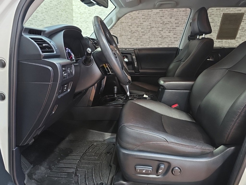 Used 2021 Toyota 4Runner TRD Off-Road Premium image 25