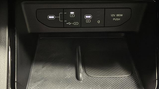 Used 2025 Kia K5 GT FWD image 31