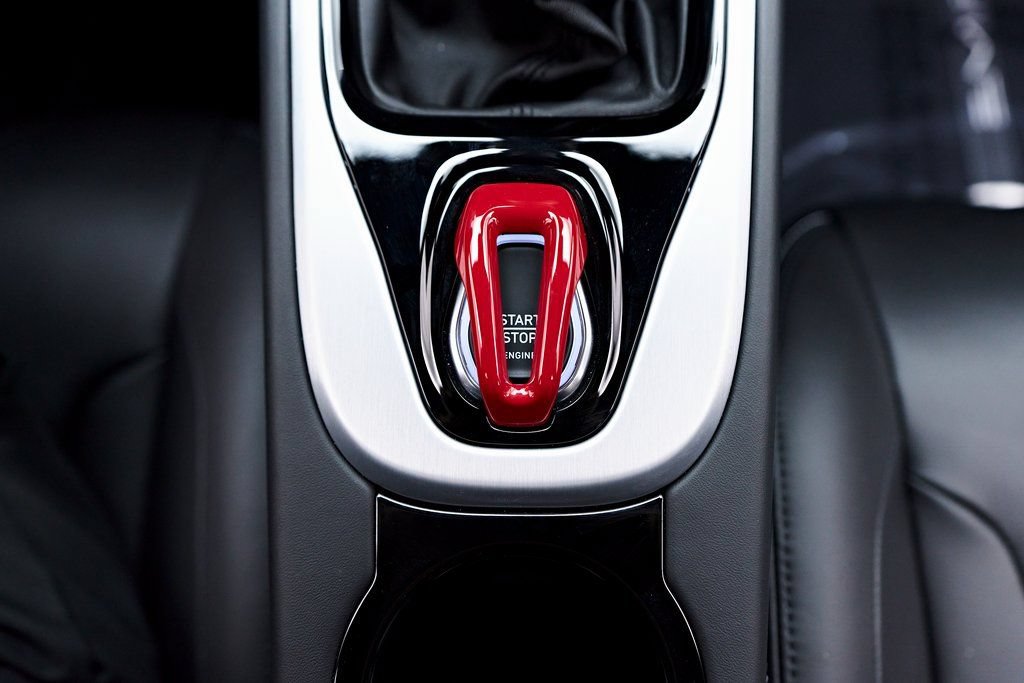 Used 2025 Lotus Emira RWD image 73