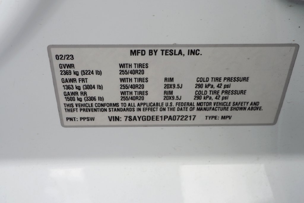 Used 2023 Tesla Model Y Long Range AWD/4WD image 28