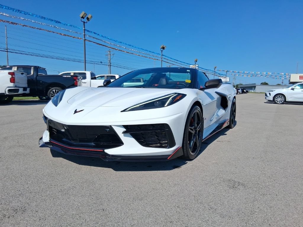 Used 2021 Chevrolet Corvette Stingray Premium Conv w/ Z51 Performance Package RWD image 2