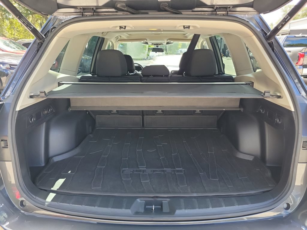 Used 2022 Subaru Forester Premium AWD/4WD image 16
