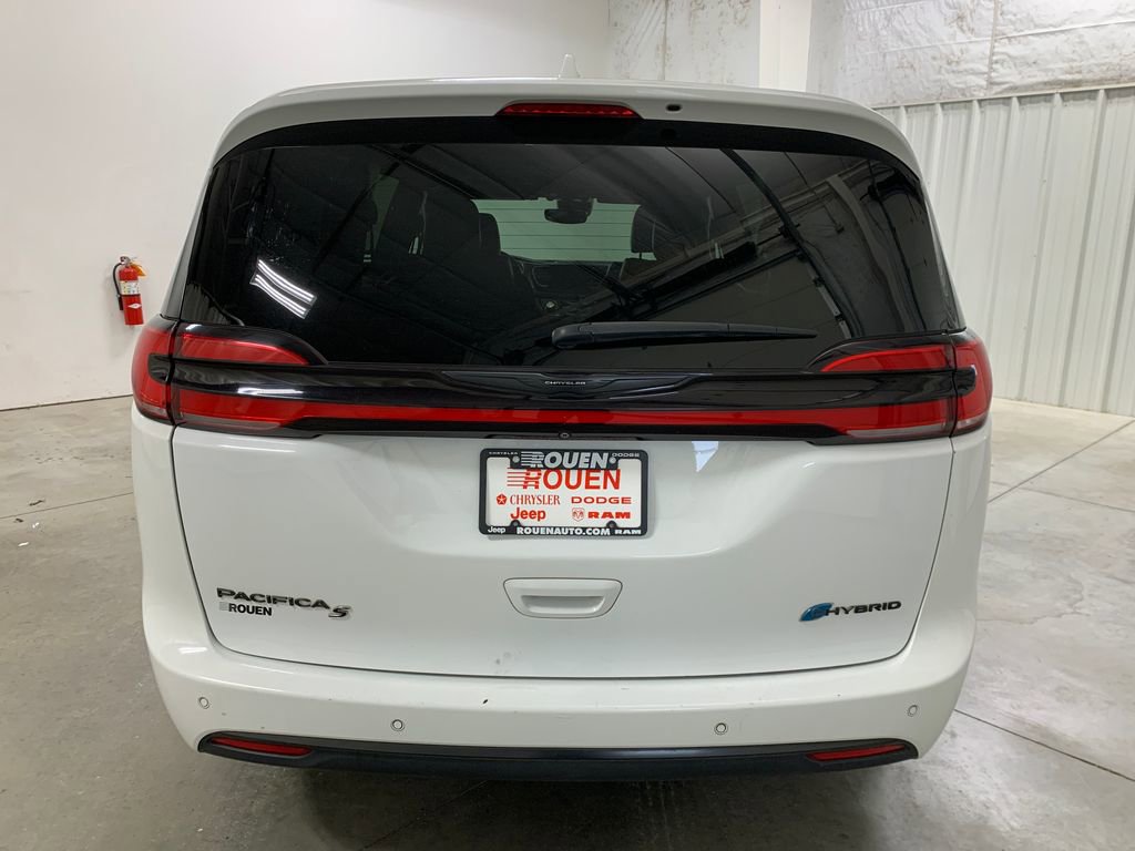 Used 2022 Chrysler Pacifica Limited w/ S Appearance Package image 27