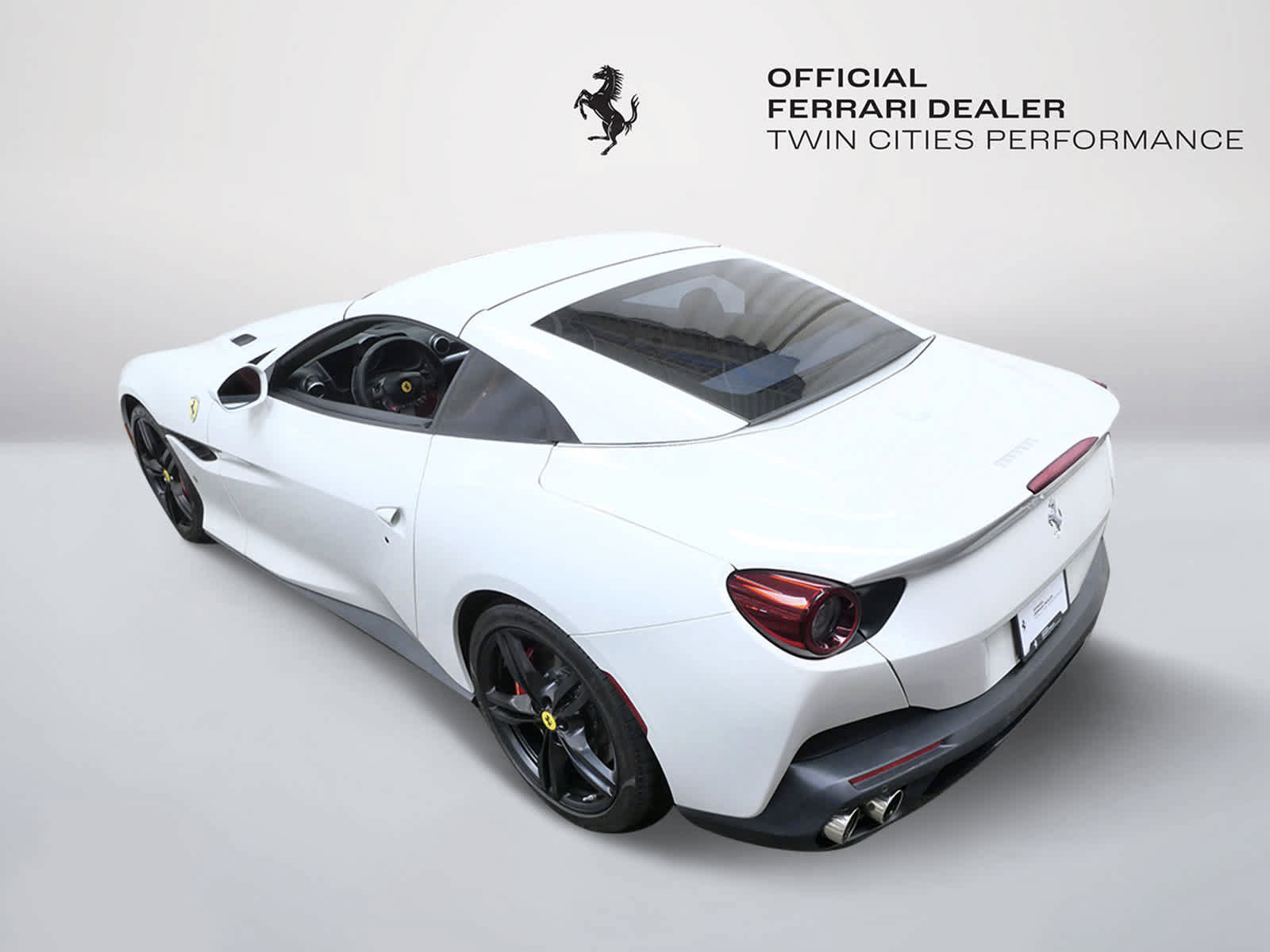 Certified 2019 Ferrari Portofino RWD image 3