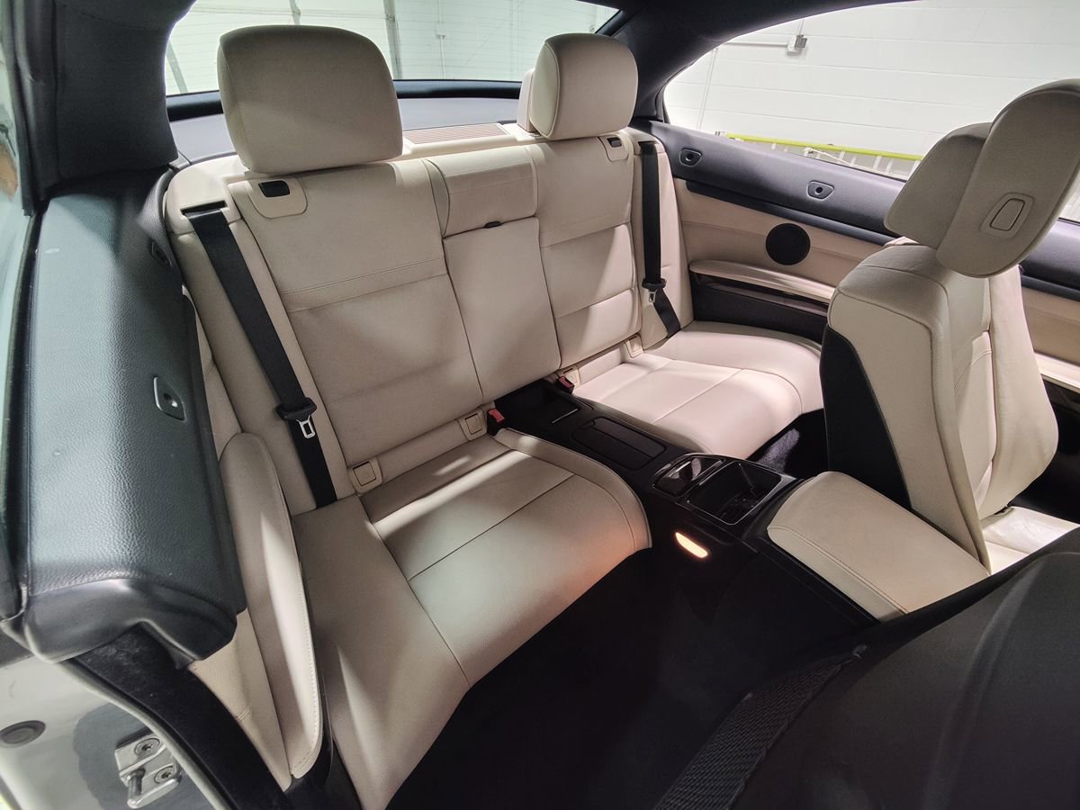 Used 2011 BMW 328i Convertible RWD image 13