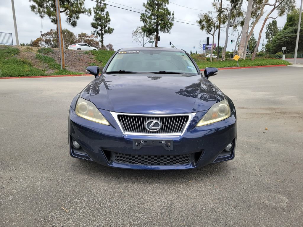 Used 2011 Lexus IS 250 w/ Premium Pkg Value Edition RWD image 6