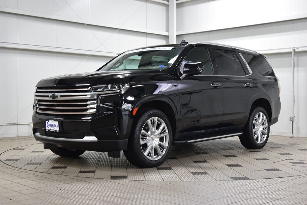 Used 2023 Chevrolet Tahoe High Country AWD/4WD image 3