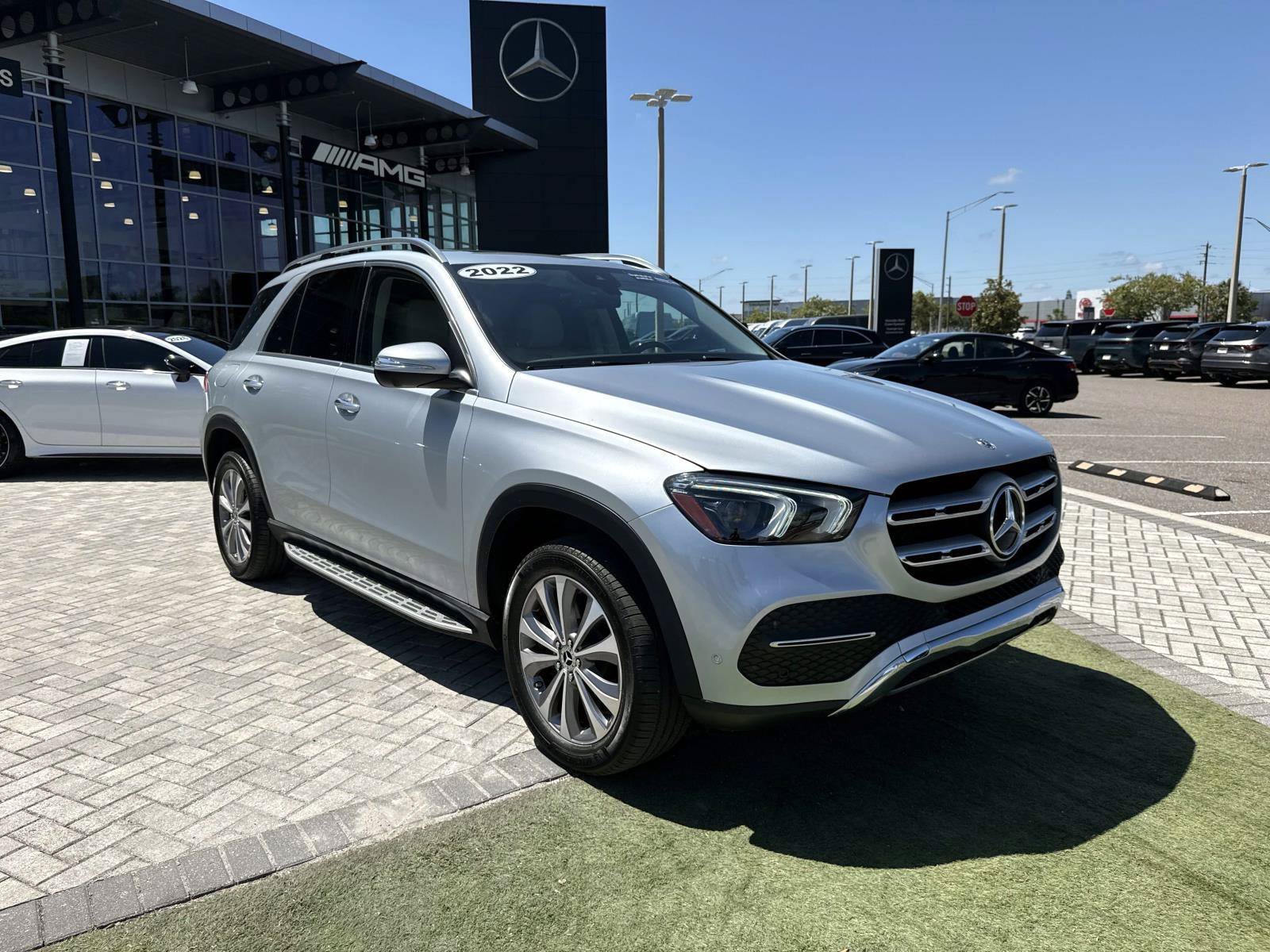Certified 2022 Mercedes-Benz GLE 450 4MATIC w/ Premium Package image 6