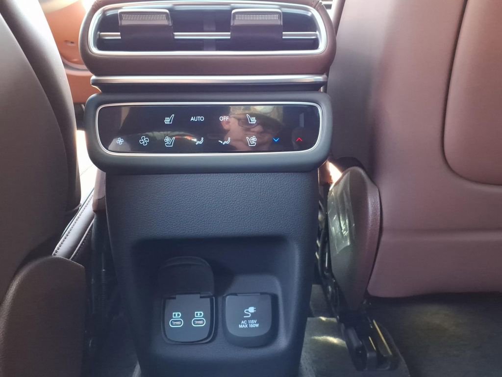 New 2026 Genesis GV80 3.5T Prestige AWD/4WD image 13