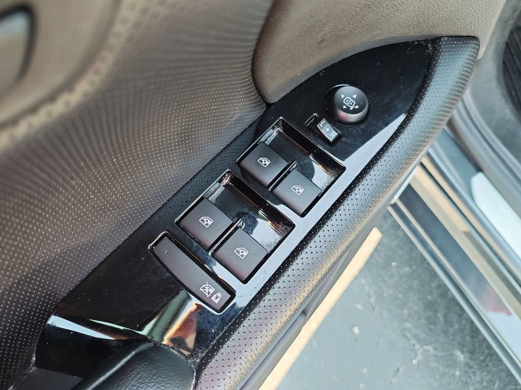 Used 2014 Cadillac XTS Luxury AWD/4WD image 11