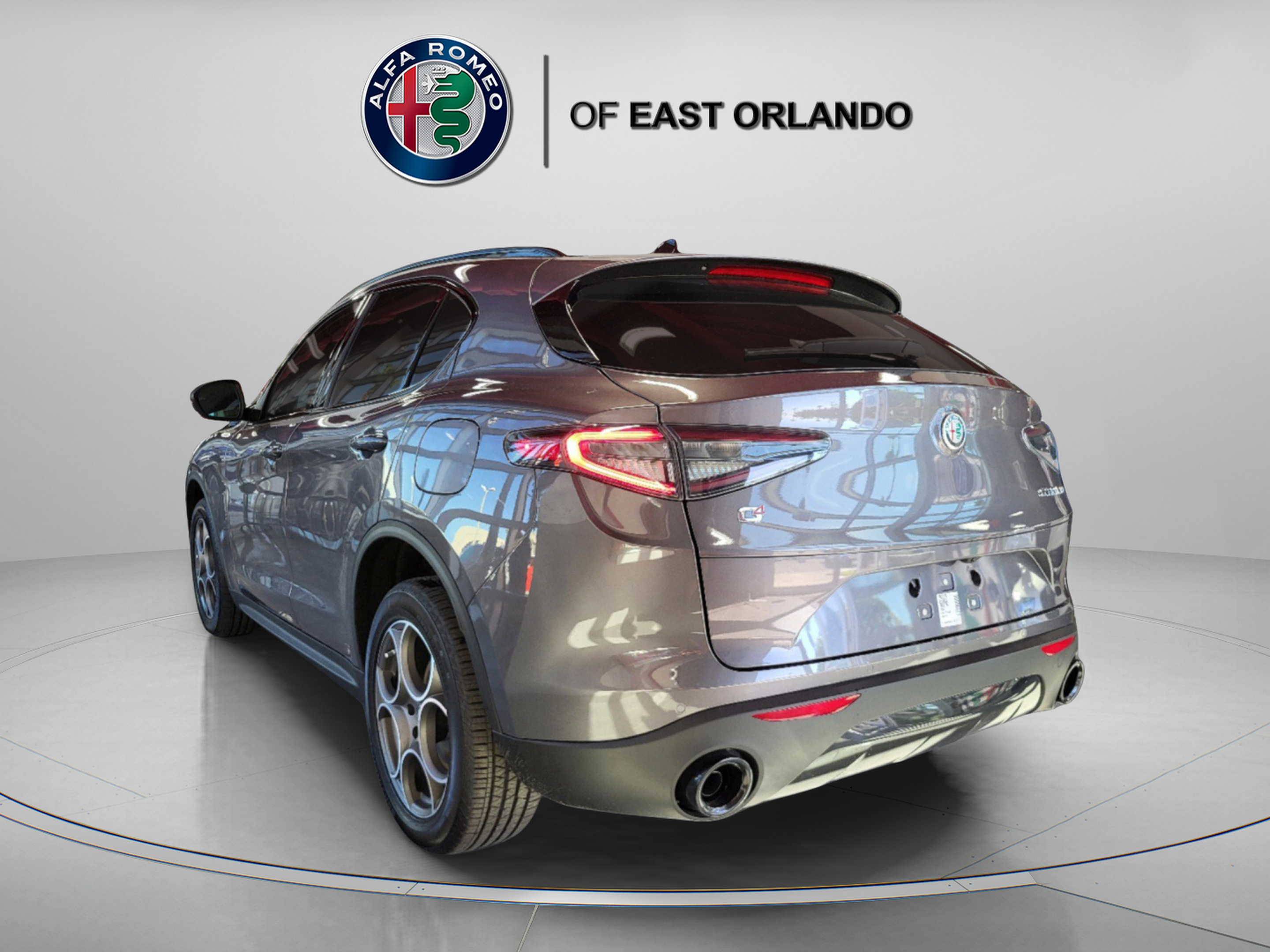 New 2025 Alfa Romeo Stelvio Sprint AWD/4WD image 6