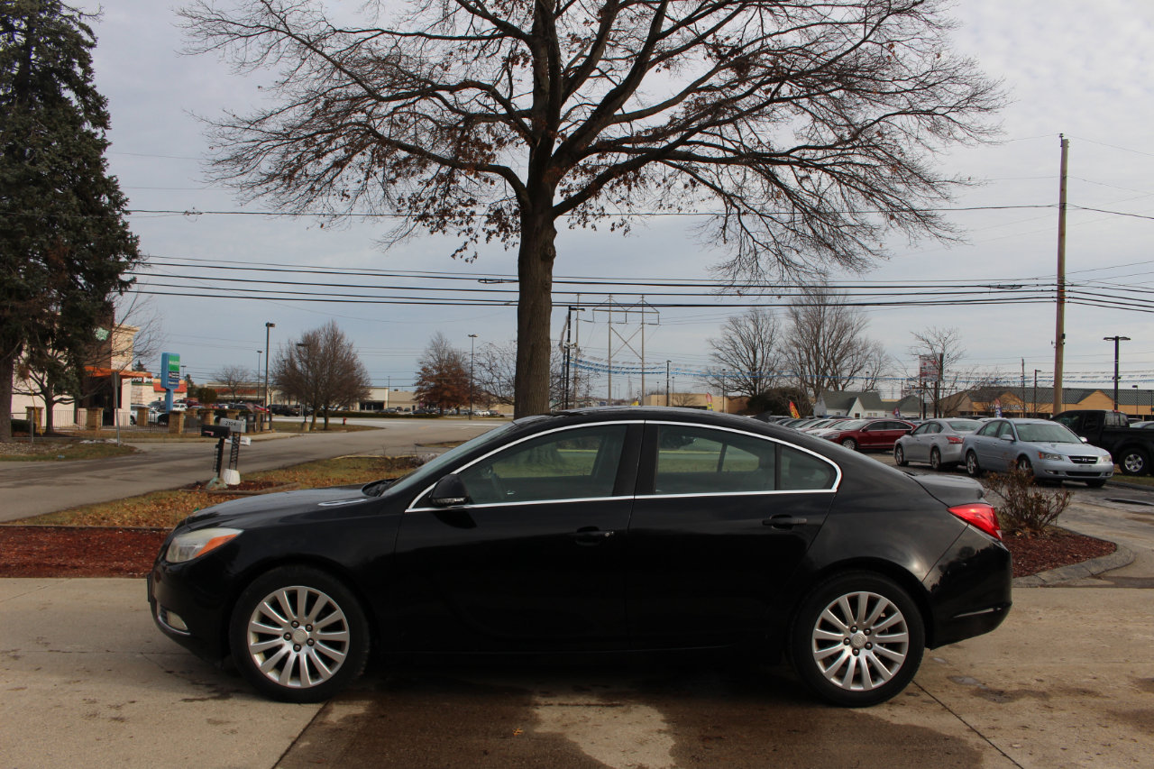 Used 2012 Buick Regal Leather image 6