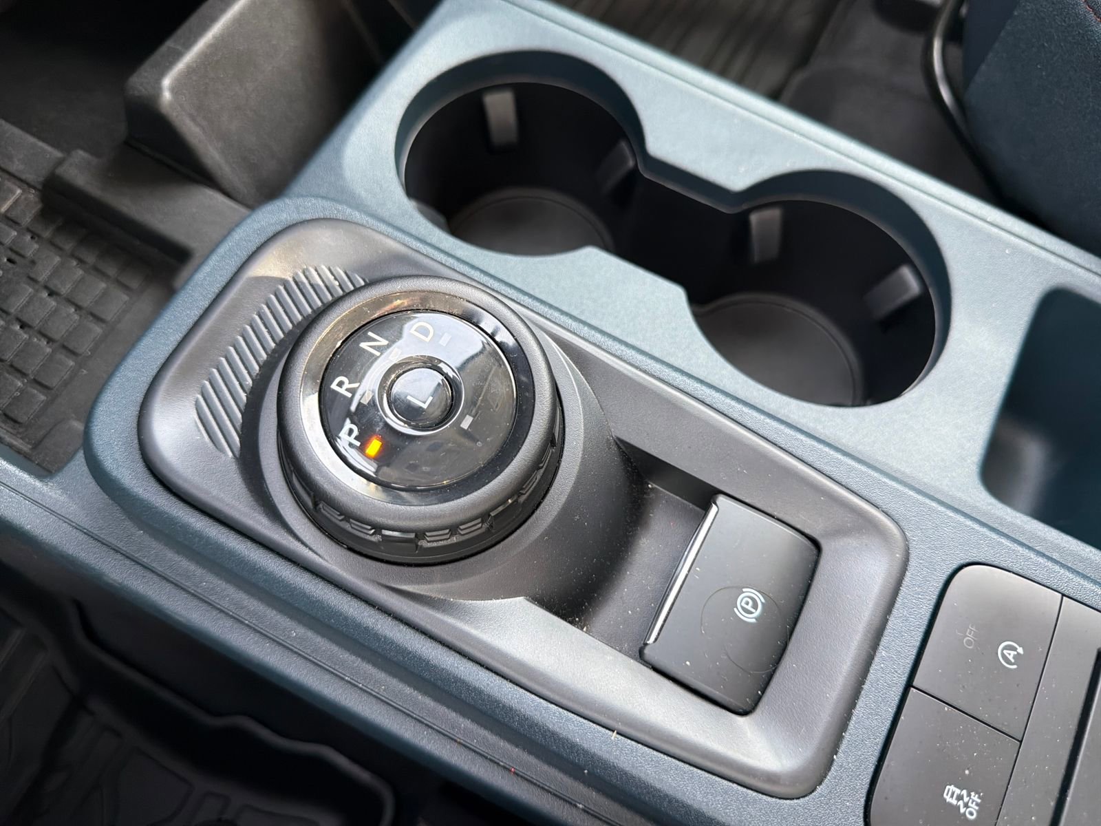 Used 2025 Ford Maverick Lariat w/ 4K Tow Package image 21