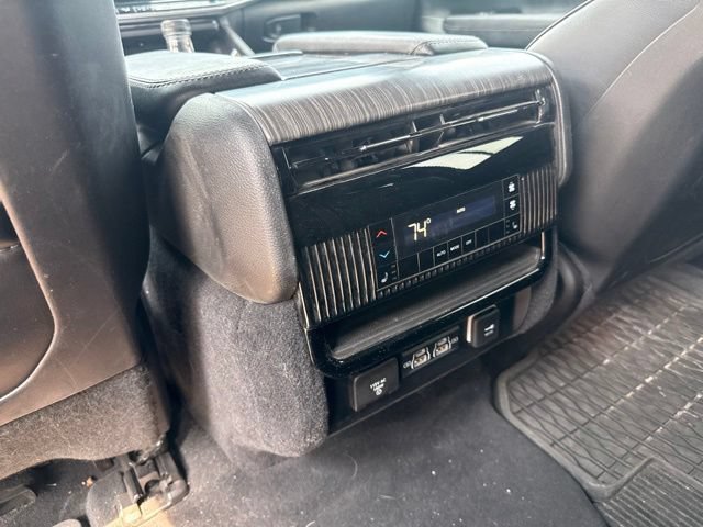Used 2024 Jeep Wagoneer L Series II w/ Flexible Seating Group AWD/4WD image 26
