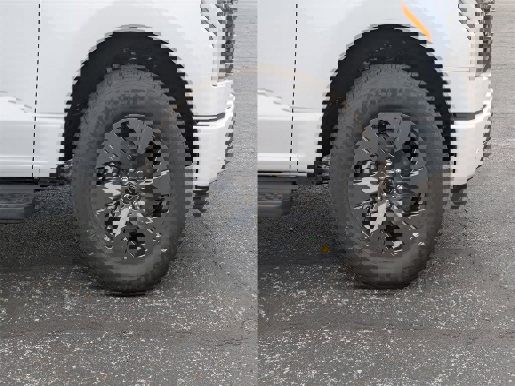 New 2025 Ford F150 Lightning Lariat image 23