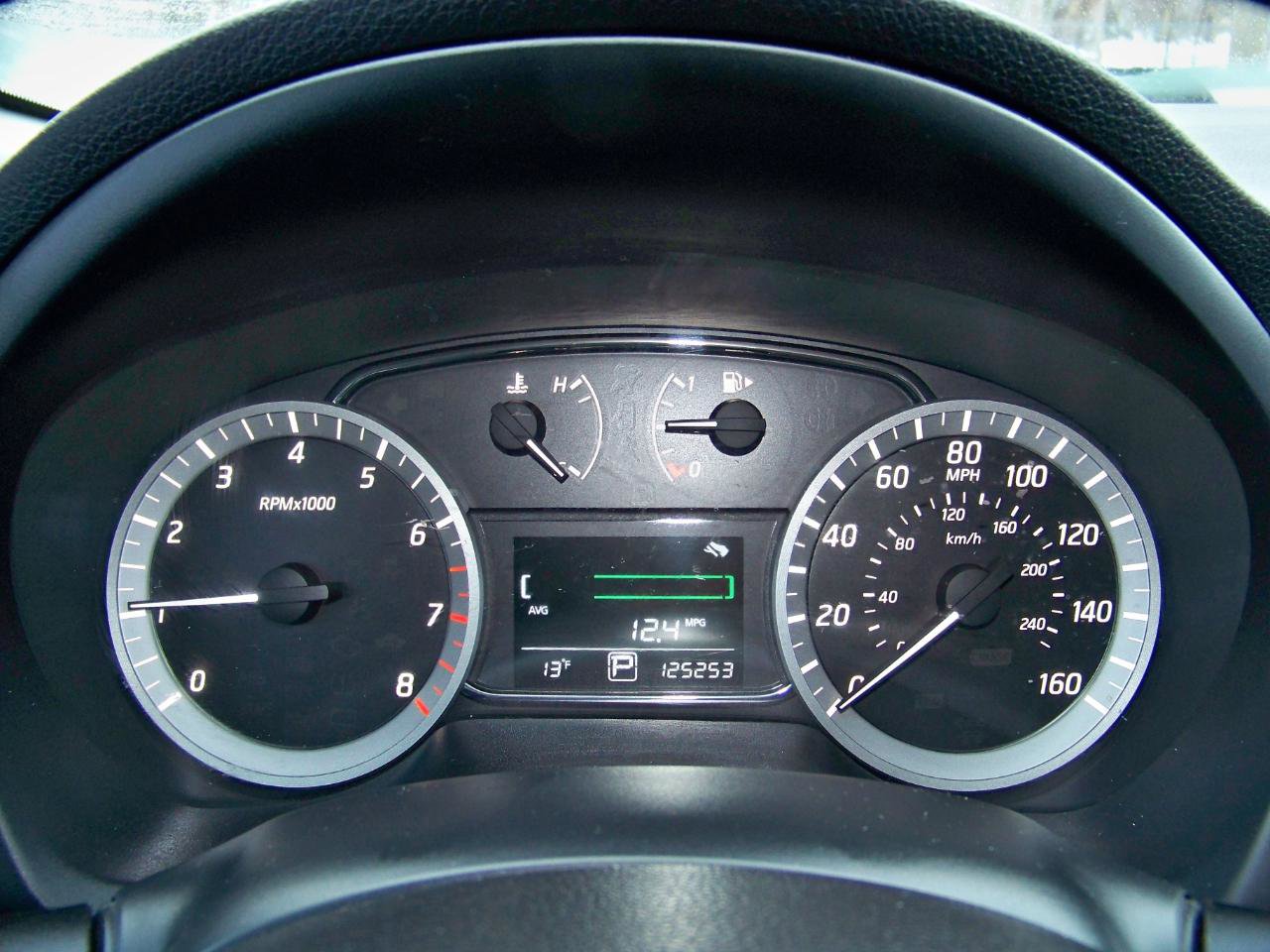 Used 2013 Nissan Sentra SR image 40