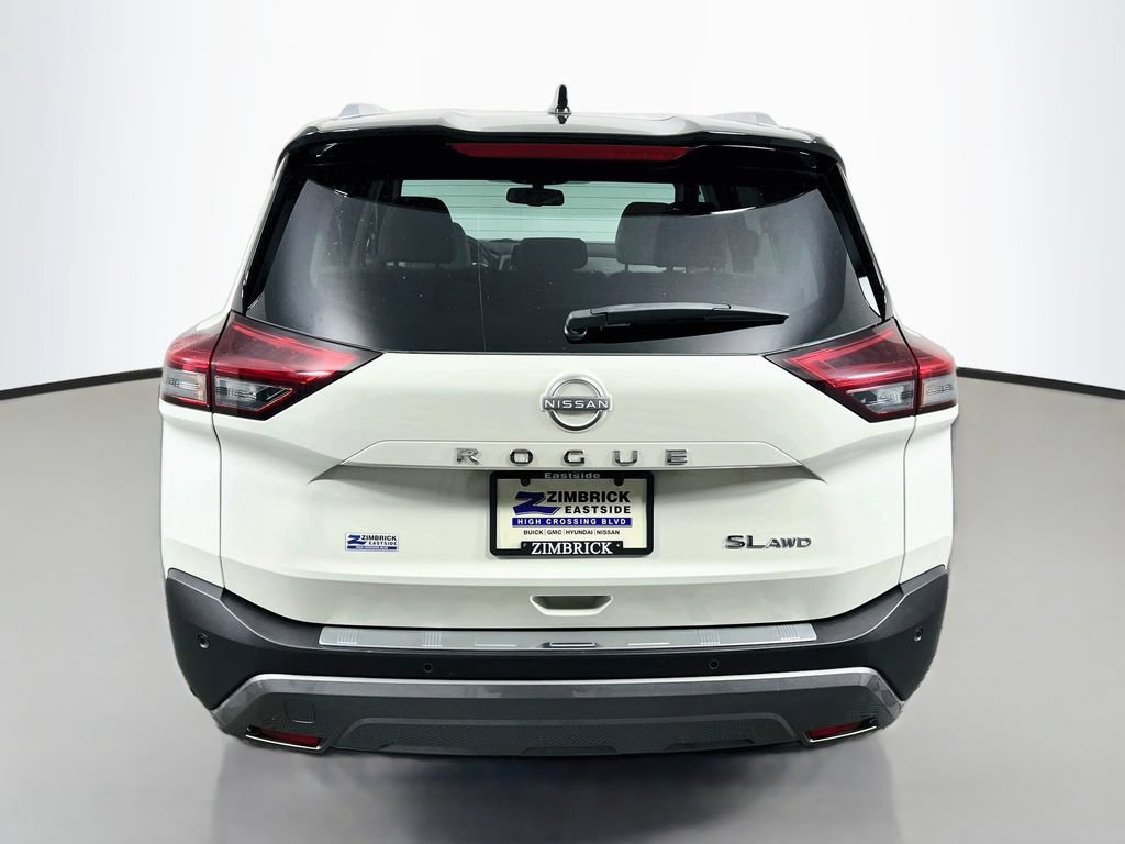Used 2023 Nissan Rogue SL AWD/4WD image 6