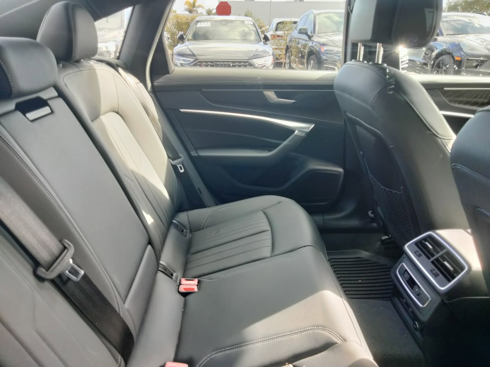 Used 2023 Audi A6 2.0T Premium w/ Convenience Package image 10