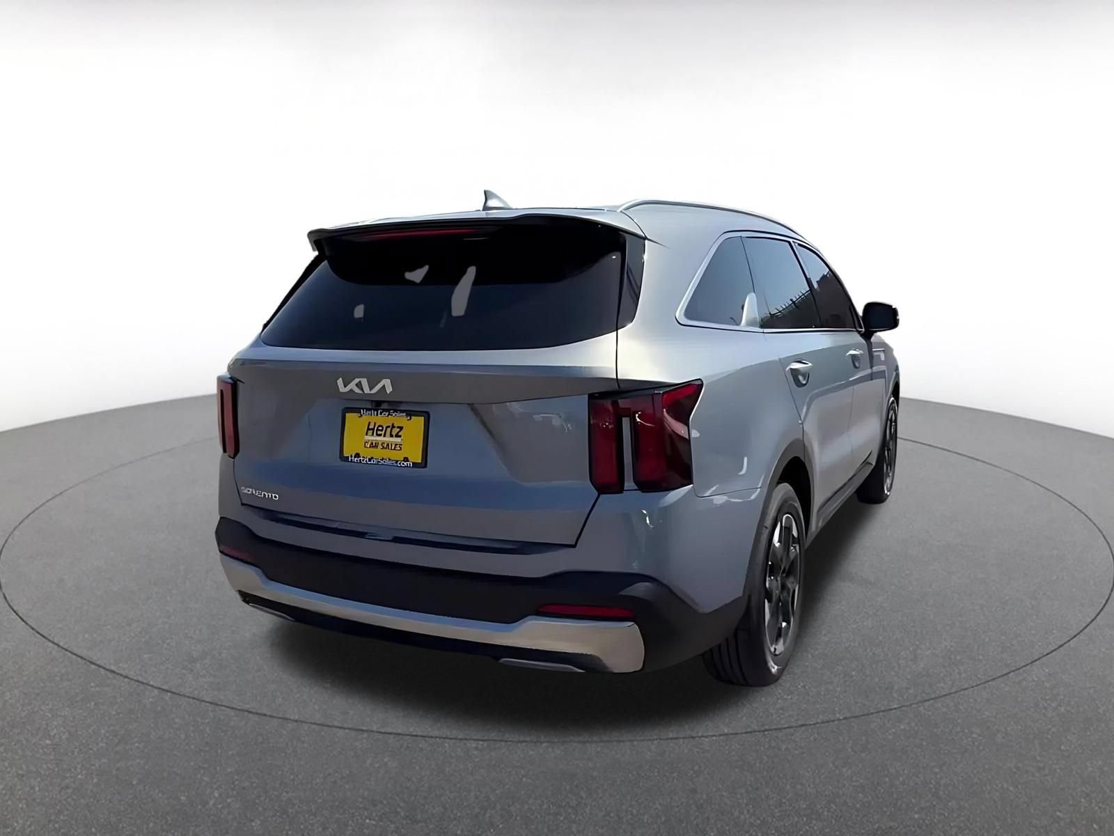 Used 2024 Kia Sorento S FWD image 15