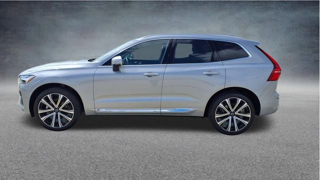 Certified 2023 Volvo XC60 B5 Ultimate w/ Climate Package FWD image 5