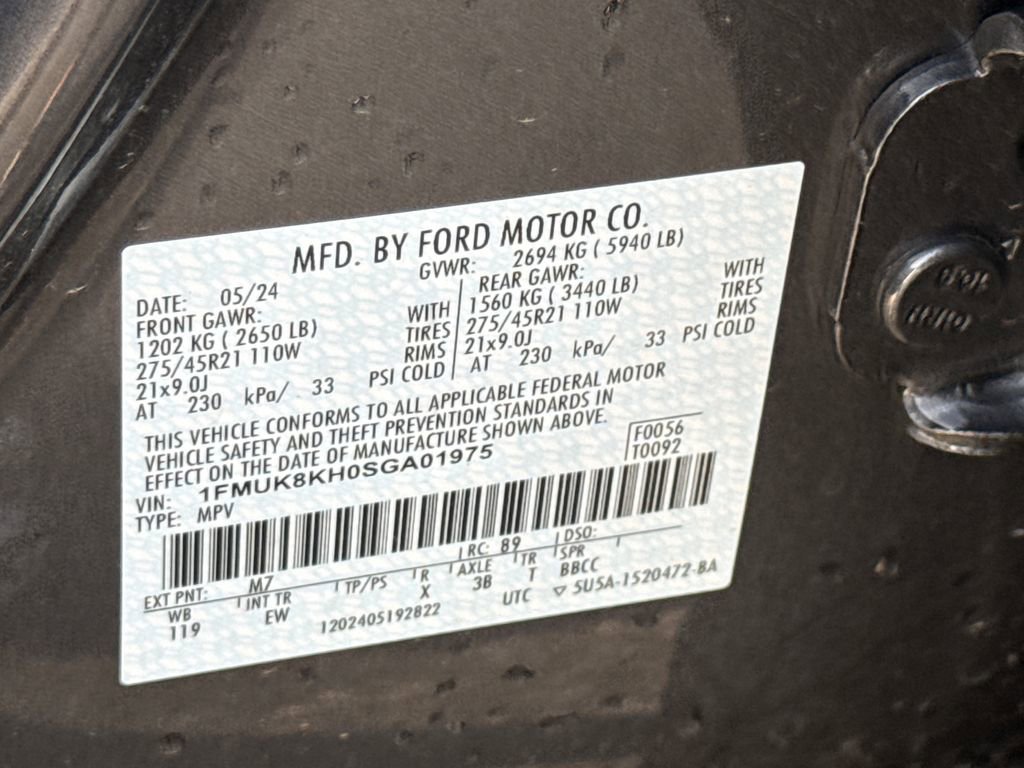 Used 2025 Ford Explorer ST-Line w/ Premium Package image 36