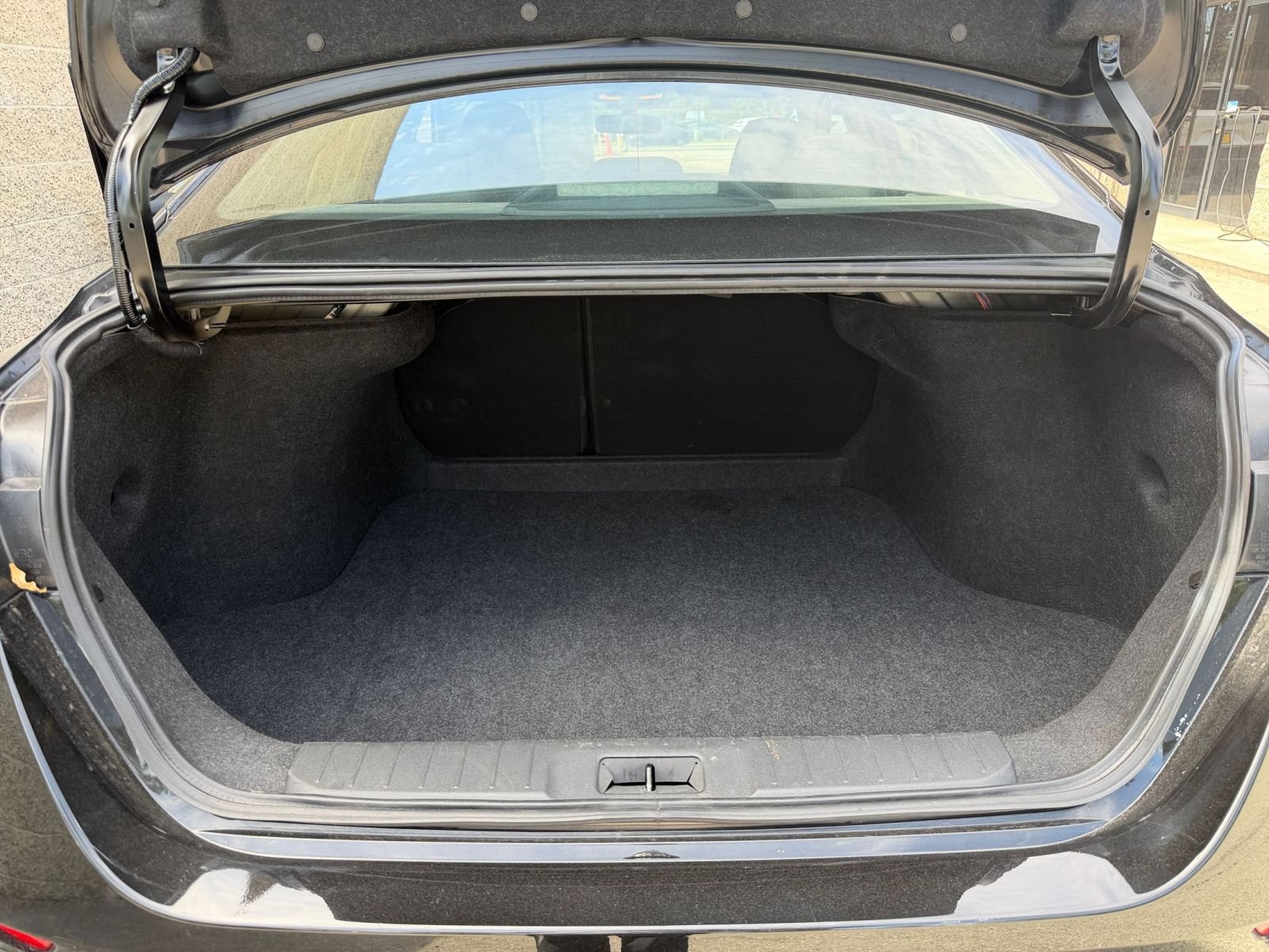 Used 2025 Nissan Sentra S FWD image 28