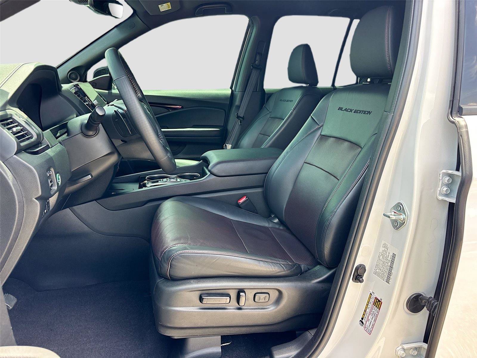 Certified 2024 Honda Ridgeline Black Edition image 26