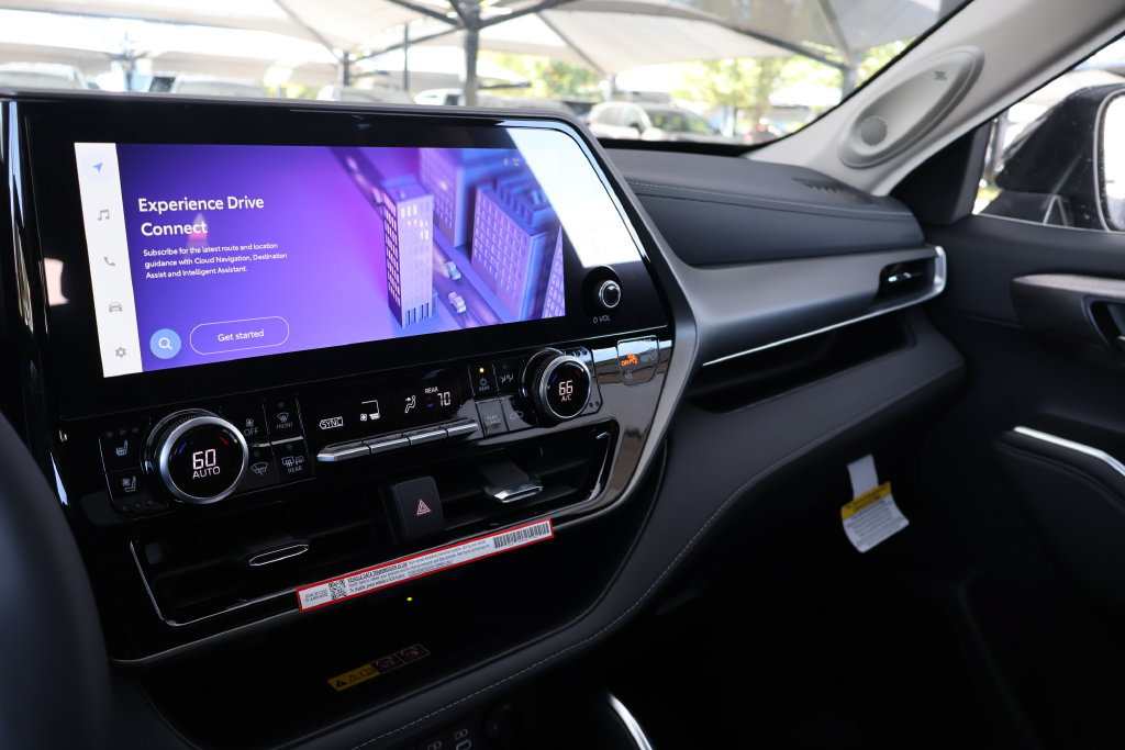 New 2026 Toyota Highlander Limited AWD/4WD image 27