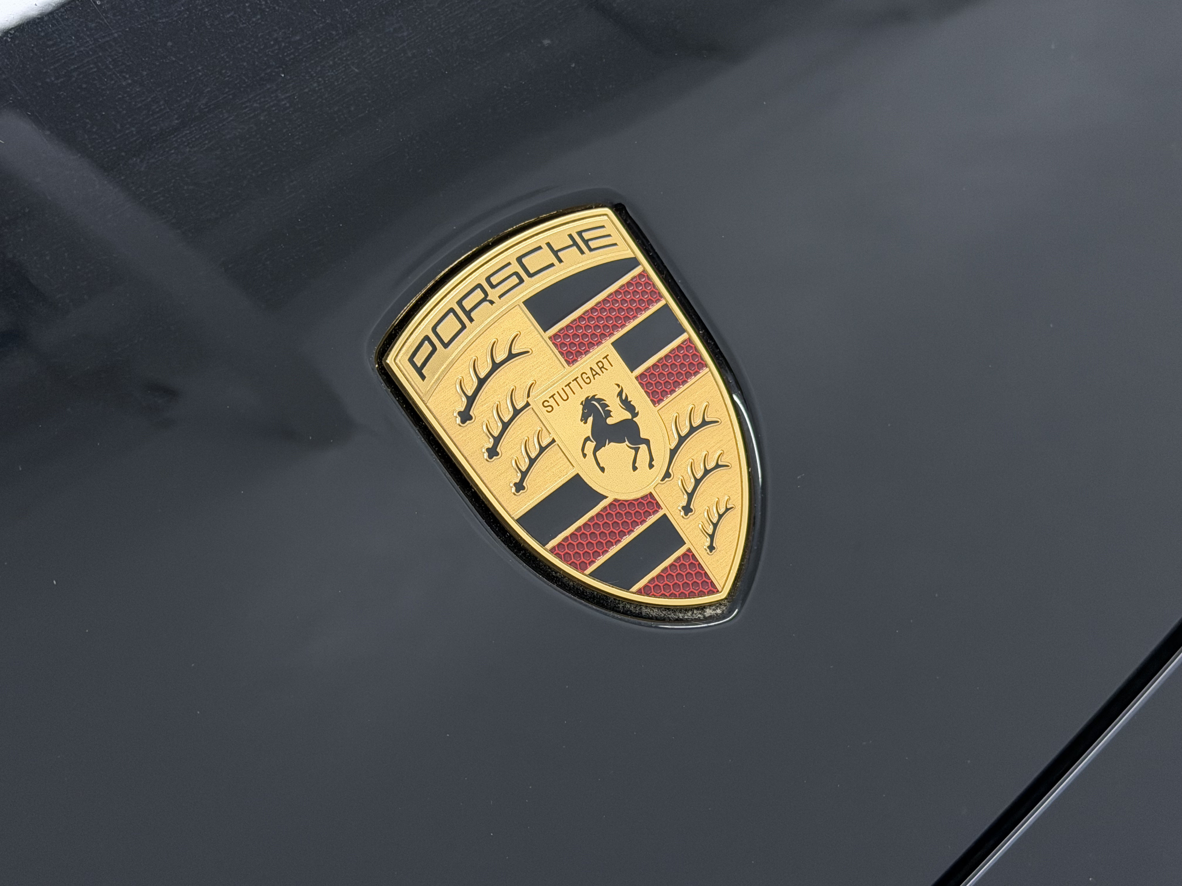 Certified 2025 Porsche Macan Electric RWD image 61