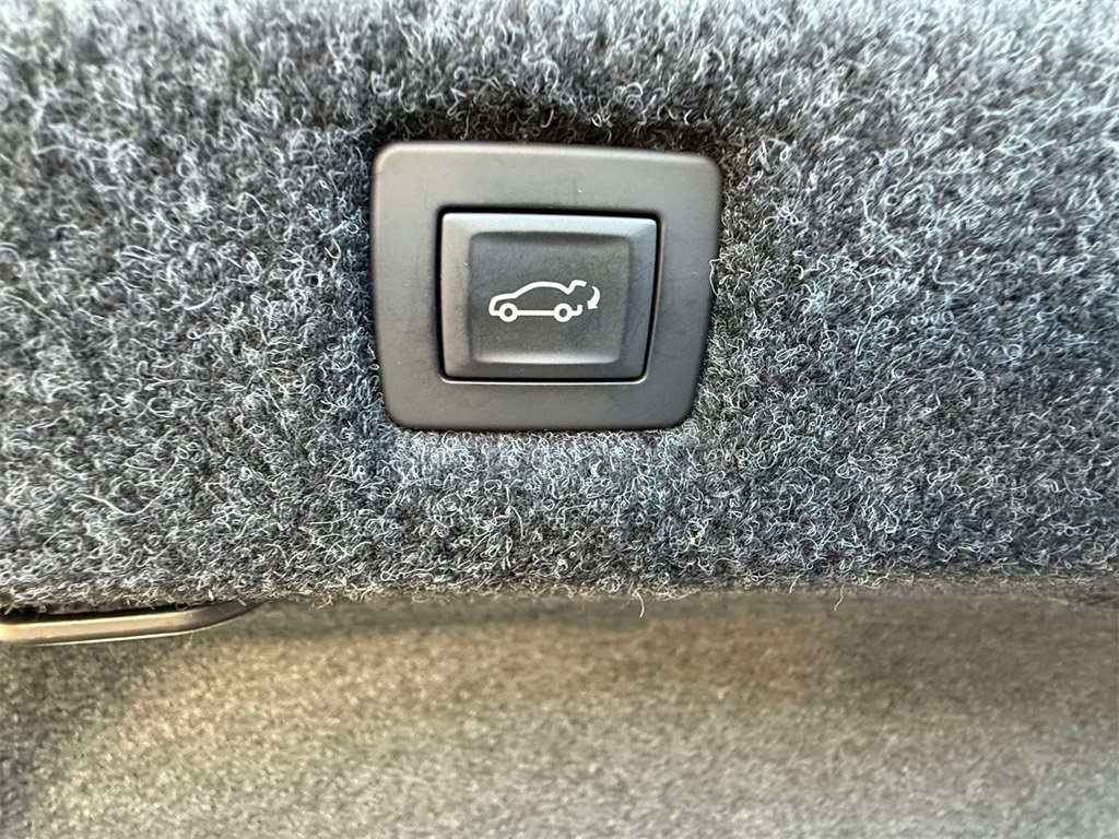 Used 2019 Cadillac CT6 V w/ Driver Assist Package image 18