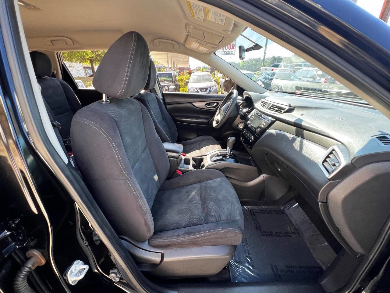 Used 2016 Nissan Rogue S image 13