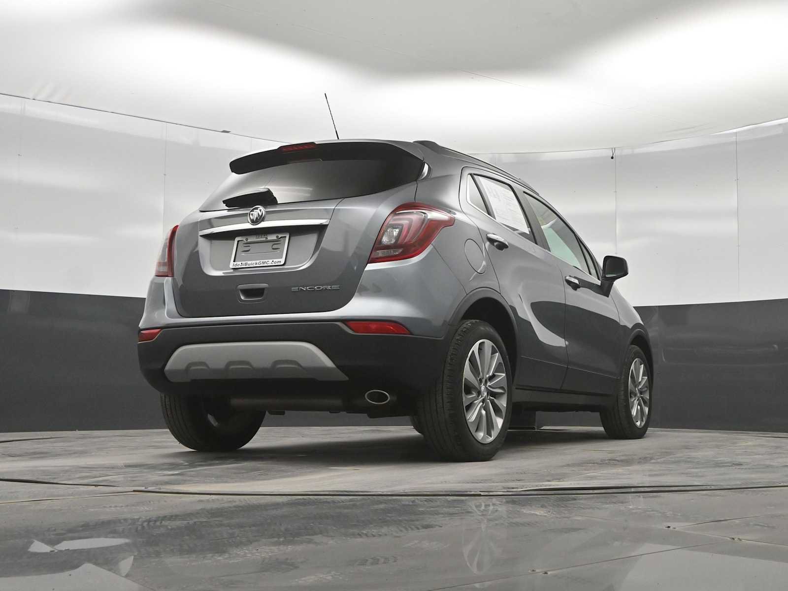 Used 2020 Buick Encore Preferred FWD image 37