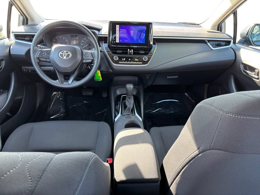 Used 2024 Toyota Corolla LE FWD image 12