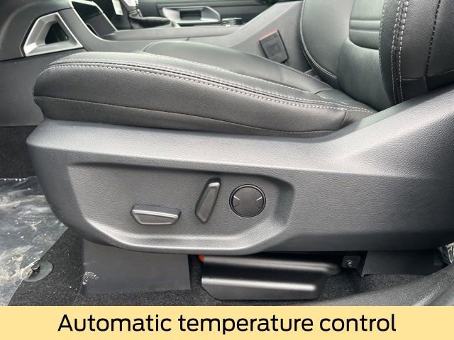 New 2025 Ford Ranger Lariat w/ FX4 Off-Road Package image 13