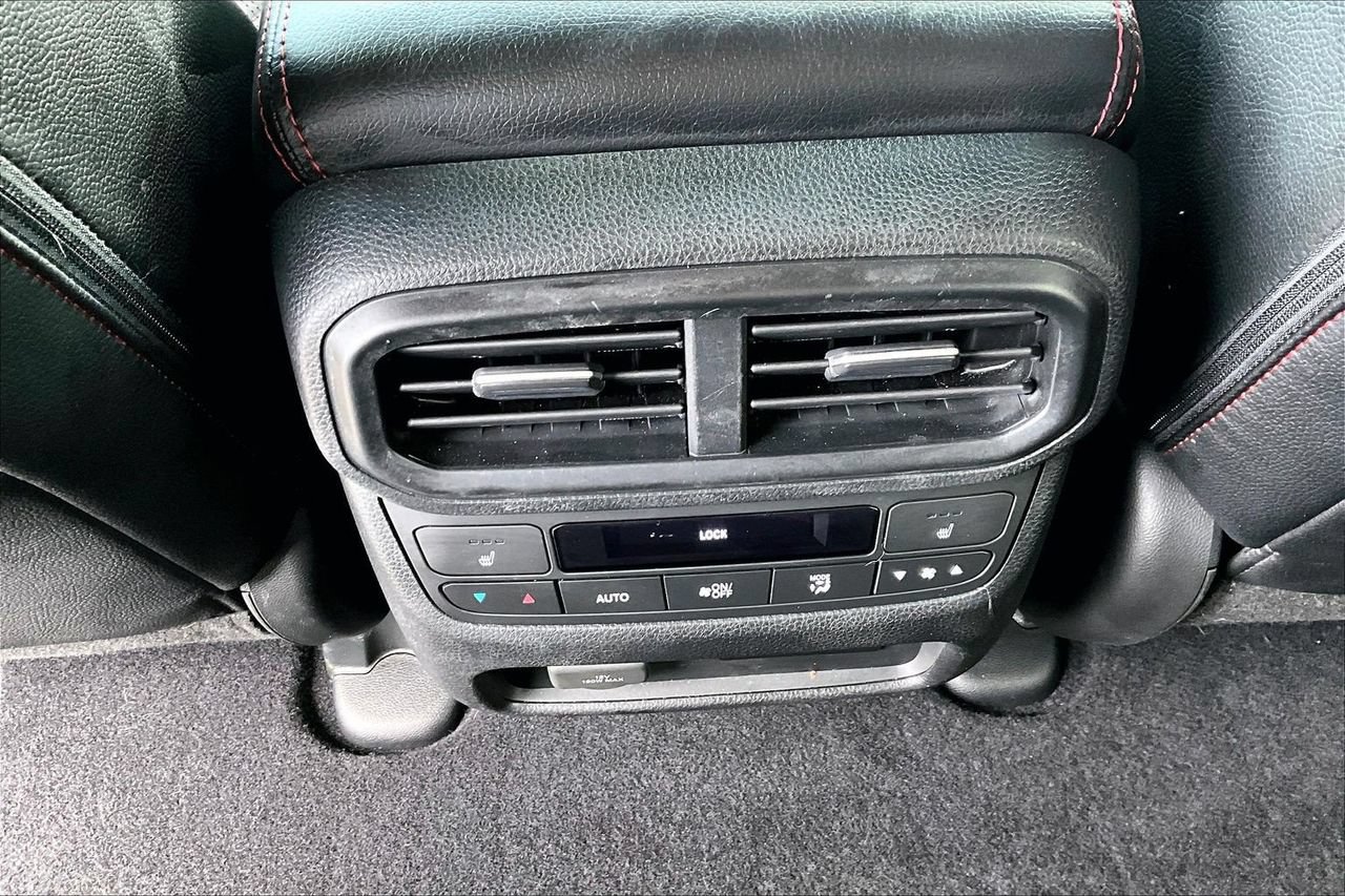 Used 2025 Honda Ridgeline Black Edition image 16