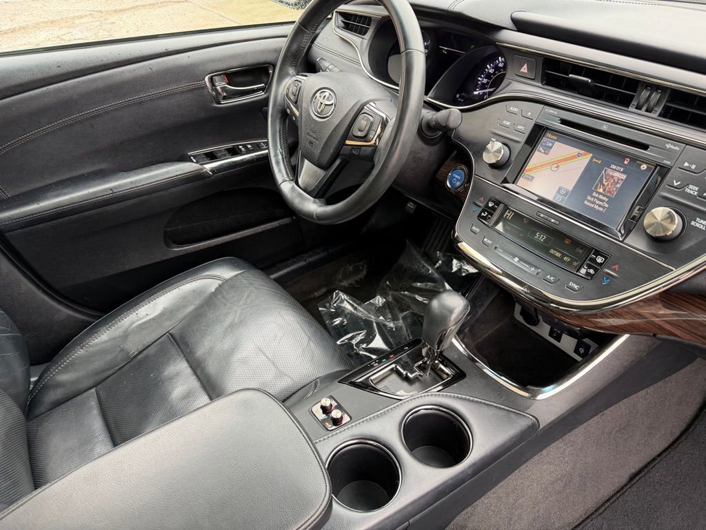 Used 2015 Toyota Avalon Limited w/ Technology Package image 19