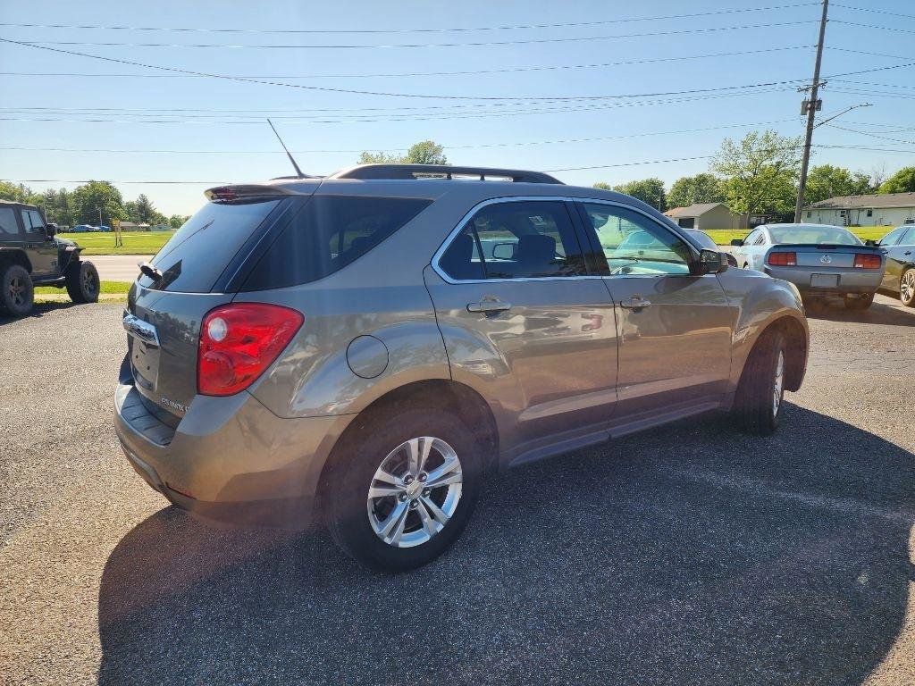 Used 2011 Chevrolet Equinox LT w/ Driver Convenience Package FWD image 25