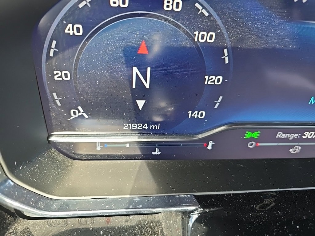 Used 2025 Chevrolet Silverado 1500 LT image 16