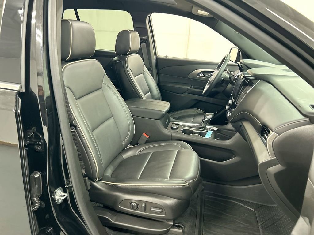 Certified 2023 Chevrolet Traverse Premier image 24